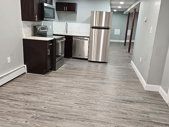5th image of 44 Glendale St #B