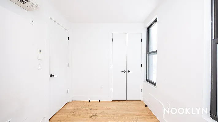 Rented by Nooklyn NYC LLC | media 32