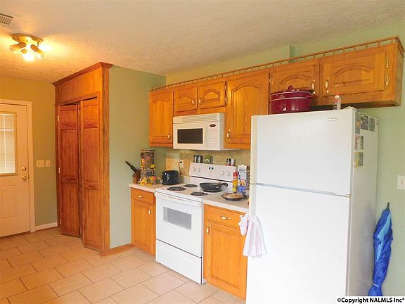 2nd image of 155 Hardwood Hills Dr