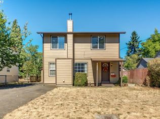 2404 E 26th St, Vancouver, WA 98661