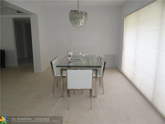 3rd image of 5706 Bamboo Cir