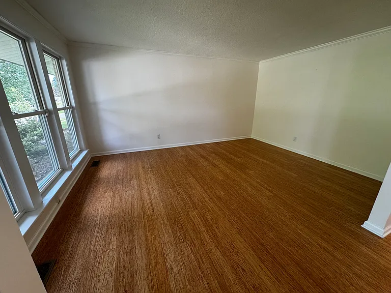 13153 Weatherfield Dr — Photo 3