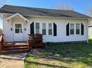 170 E Springfield Rd, Saint Clair, MO 63077