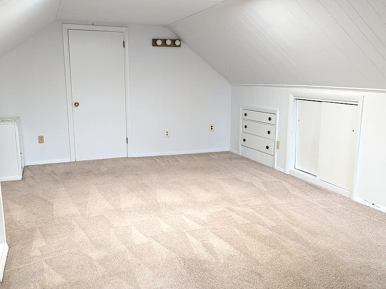 35 Manning St #2 — Photo 9