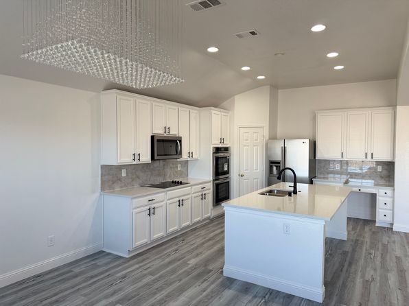 910 Cutting Horse Dr