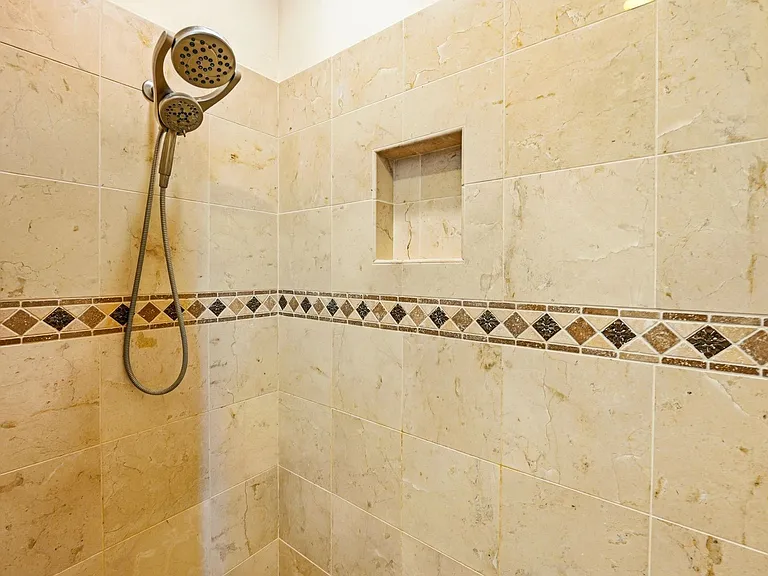 4212 S Hackberry Dr — Photo 23