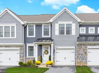 403 Mayapple Dr, Annville, PA 17003