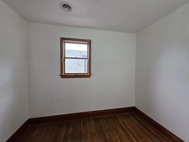 325 Barnard St #2 — Photo 5