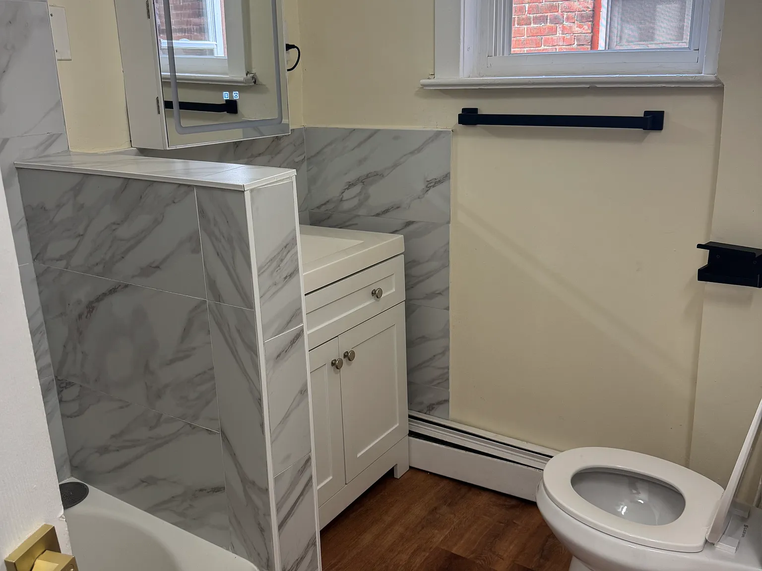4 bed, 1200 sqft, $2,300 — Photo 4