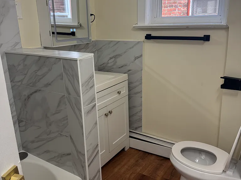 971 S Broad St #2 — Photo 5