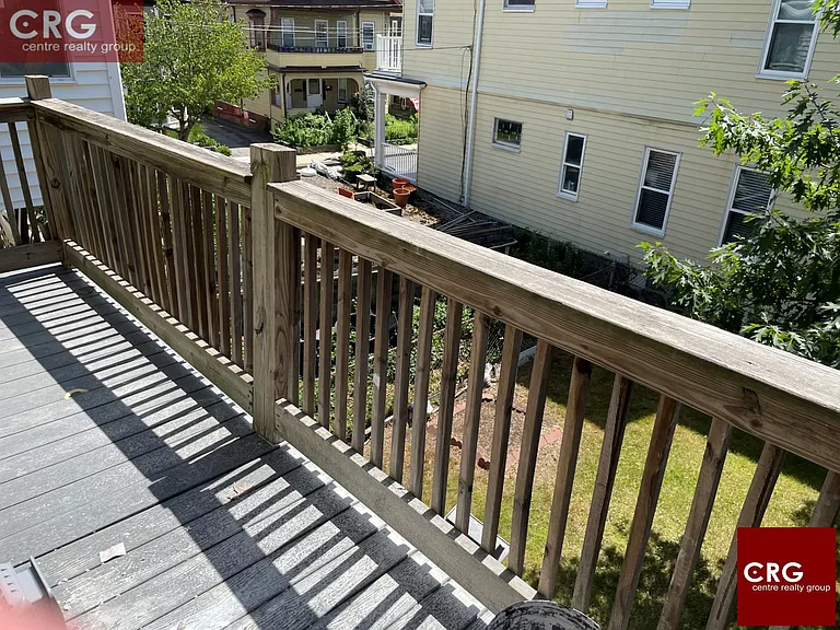 25 Warner St #2 — Photo 10