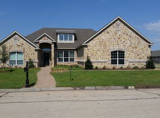 1001 Queen Elizabeth Dr, Mc Gregor, TX 76657