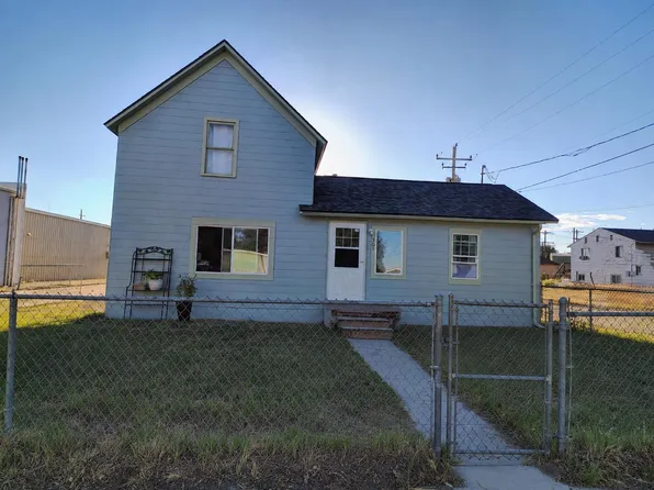 301 S 2nd St, Worland, WY 82401