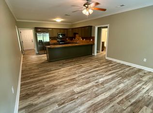 12 Bramblett Dr #B, Hattiesburg, MS 39402