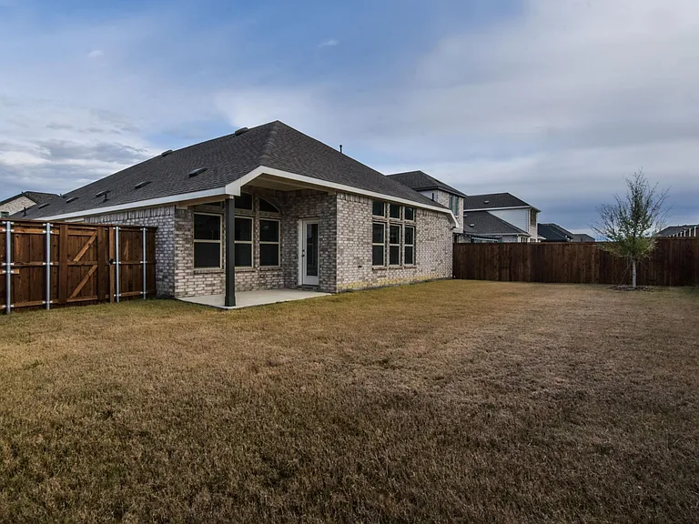 16600 Hidden Cove Dr — Photo 23