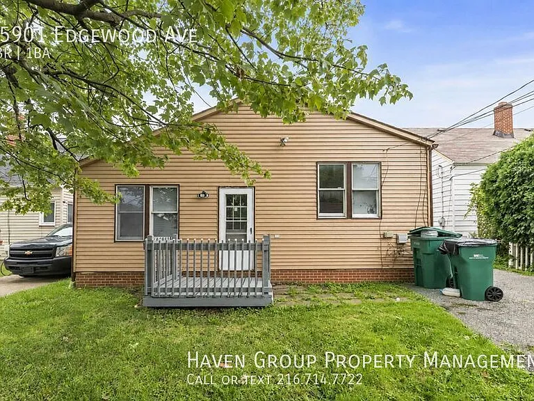 15901 Edgewood Ave — Photo 1