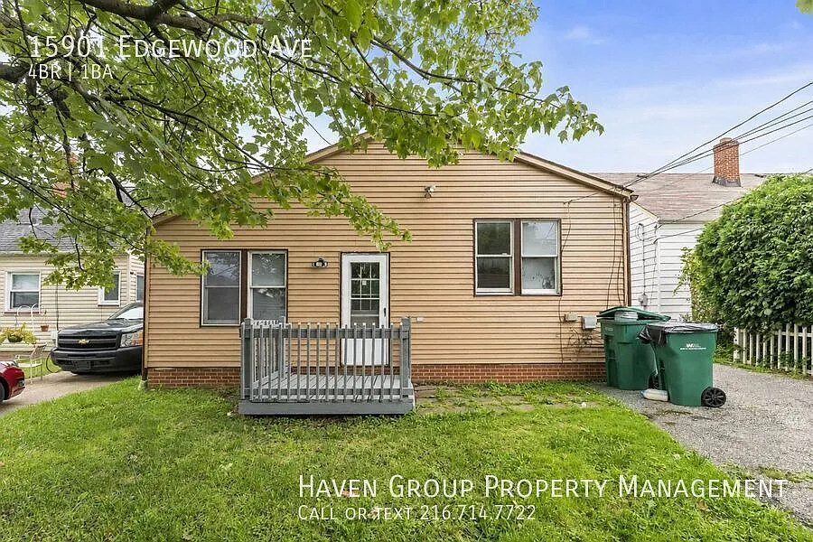 15901 Edgewood Ave