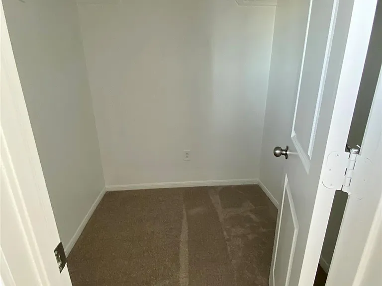 21114 Dolphin Bay Ln — Photo 17