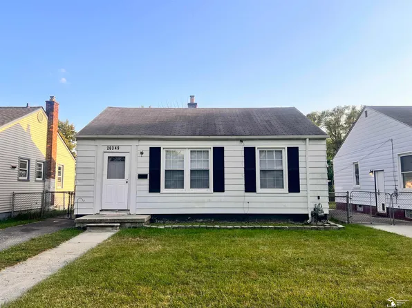 26349 Pennie St, Dearborn Heights, MI 48125
