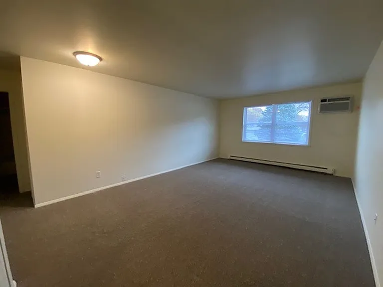 State Place Apartment Homes — Photo 98