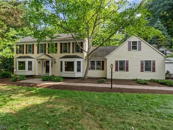 8 Sunrise Ct, Sparta Twp., NJ 07871