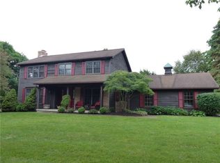 11 Erie Cres, Fairport, NY 14450