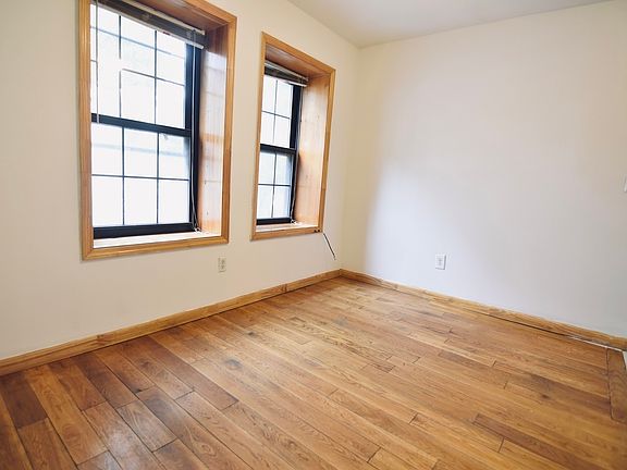 5th image of 605 W 184th St #1F