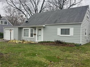 4910 Ivanhoe Ave, Sheffield Lake, OH