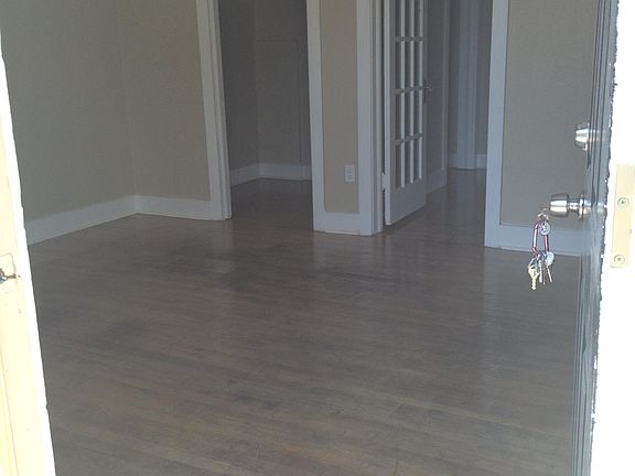 3rd image of 135 W Carson St #1