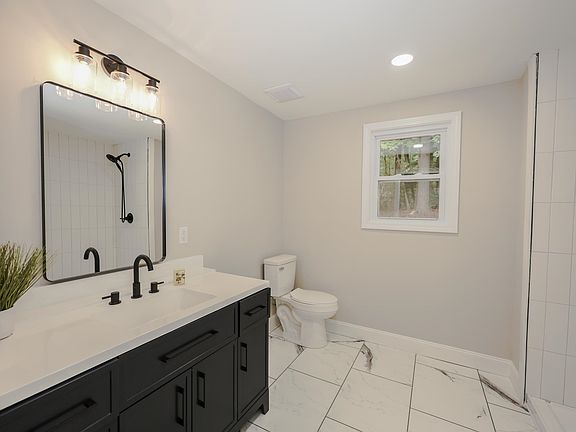 3rd image of 112 Gilson Road
