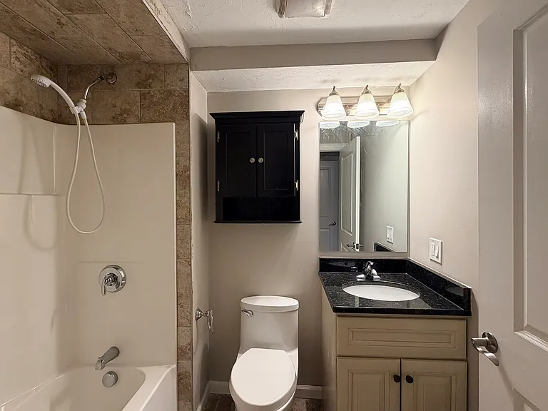 10 Maple St #2 — Photo 7