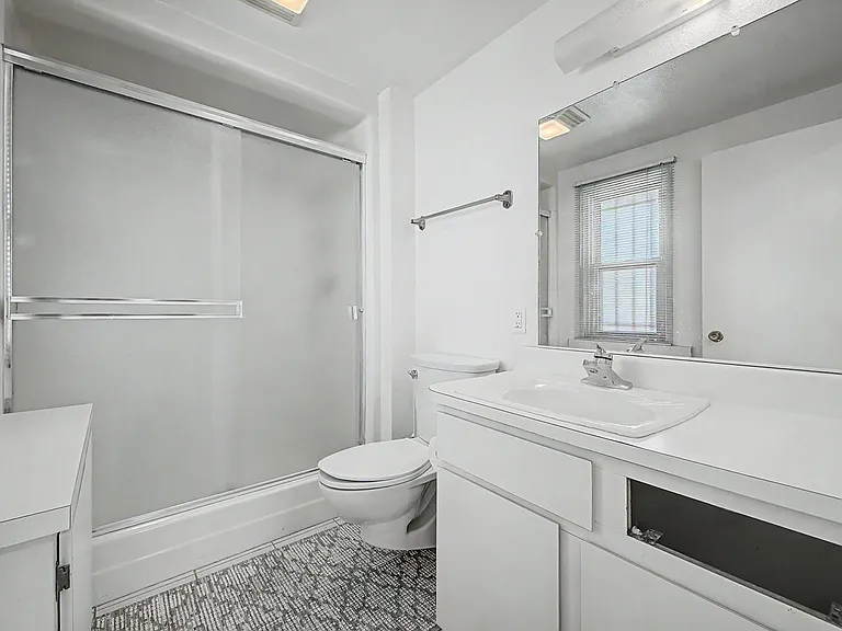 13222 W Kodiak Dr — Photo 11