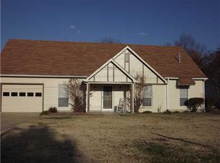 425 Donna Dr, Brighton, TN 38011