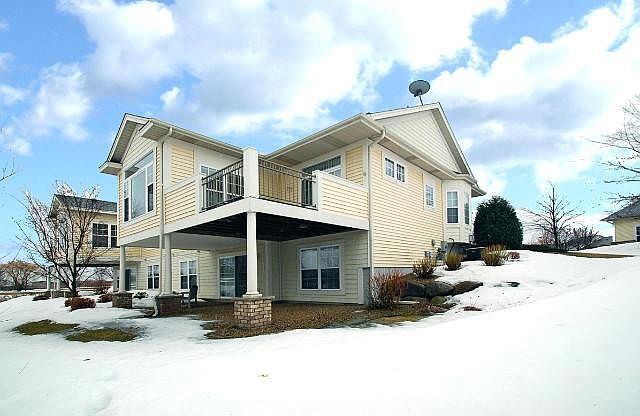 1st image of 602 Holly Ln N