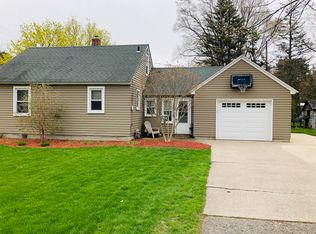 160 E 35th St, Holland, MI 49423