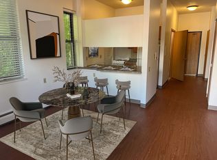 910 Portland Ave #A150A15E4, Minneapolis, MN 55404