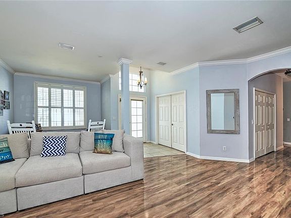 4th image of 5770 Elizabeth Ann Way