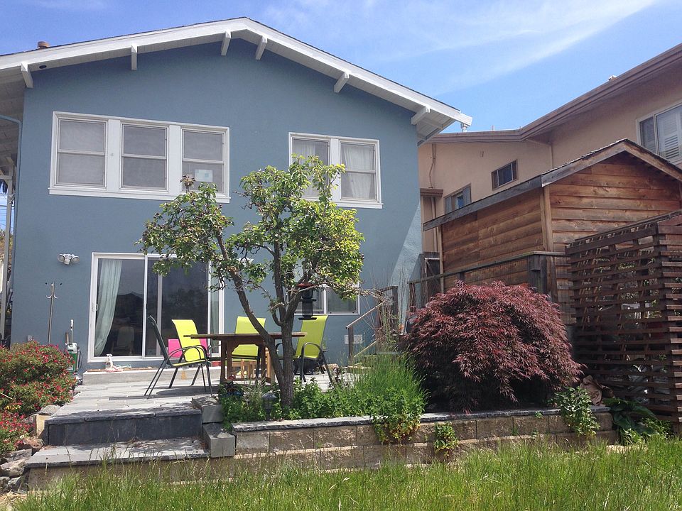2nd image of 968 Ventura Ave