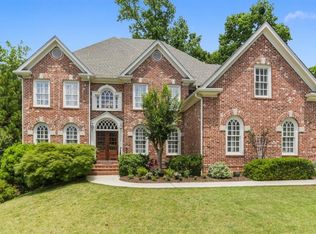 654 Windsor Pkwy NE, Sandy Springs, GA 30342