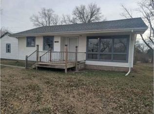 4647 SW 100th St, Augusta, KS 67010