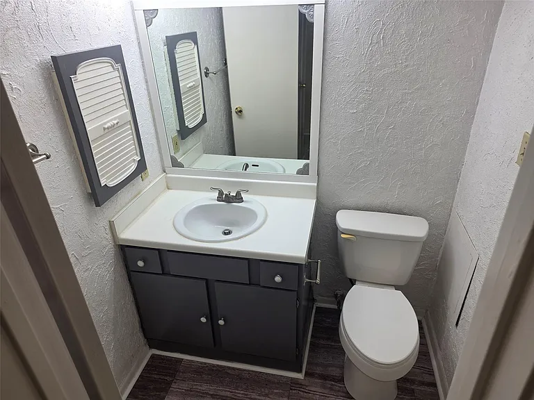 3025 Walnut Bend Ln #21 — Photo 22