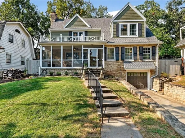 4948 Westwood Rd, Kansas City, MO 64112