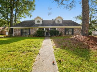 1411 Rosemont Dr, Clinton, MS 39056