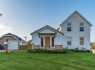 102 Maple St, Baraboo, WI 53913