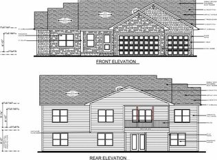 1121 Kona Cir, Coralville, IA 52241