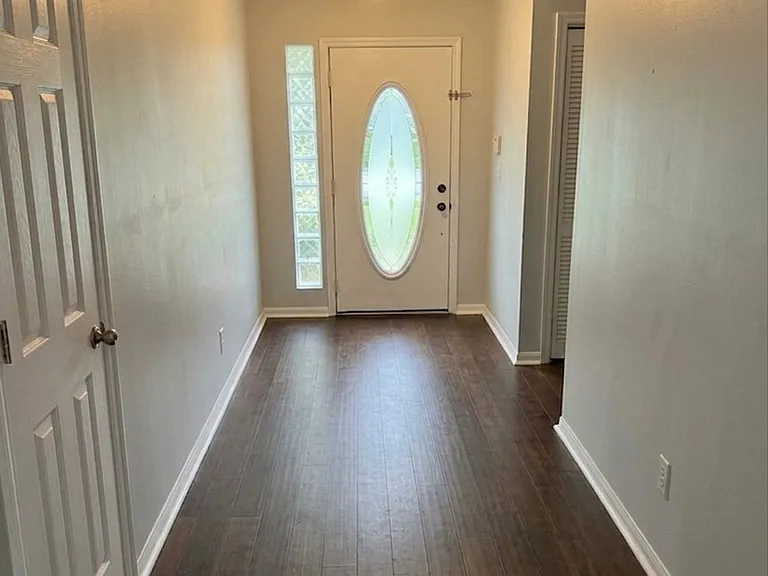 4786 Mountain Breeze Ct S — Photo 9