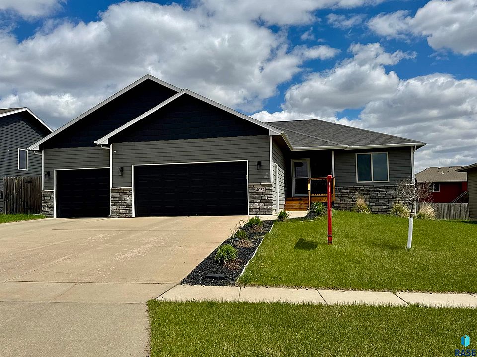 1st image of 4032 S Homerun Ave