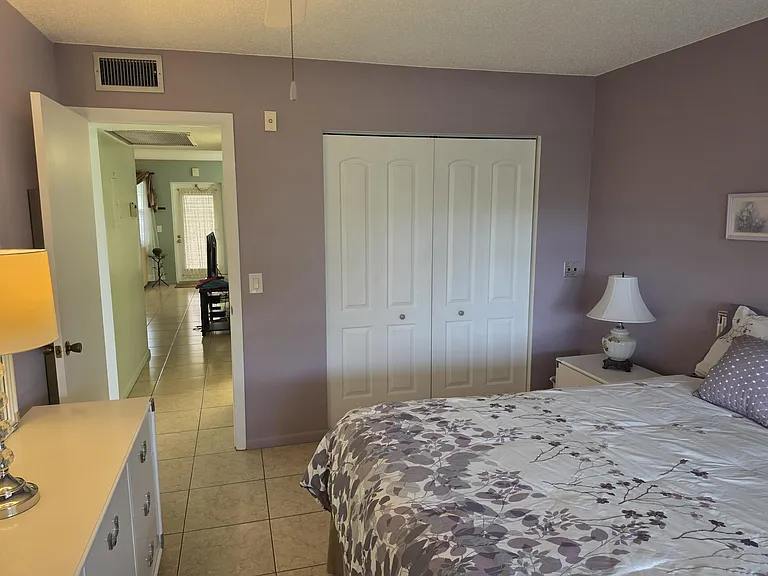 15 Markham Cres #A — Photo 15