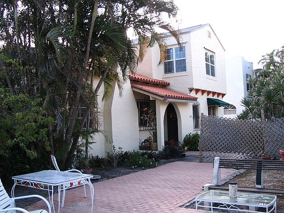 Intracoastal and Palm Beach views