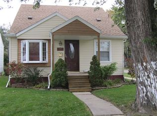 12797 Cunningham St, Southgate, MI 48195